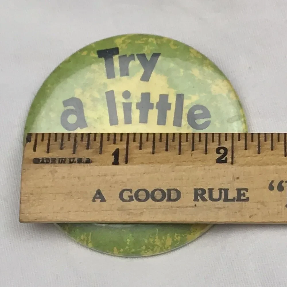 Try A Little Kindness Vintage Pin Pinback Button